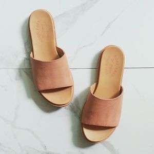 Kork Ease | Tan Leather Slides Sandal | size 6